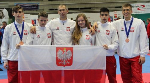 Karate. Zawodnicy białostockiego KAISHO z medalami Mistrzostw Europy