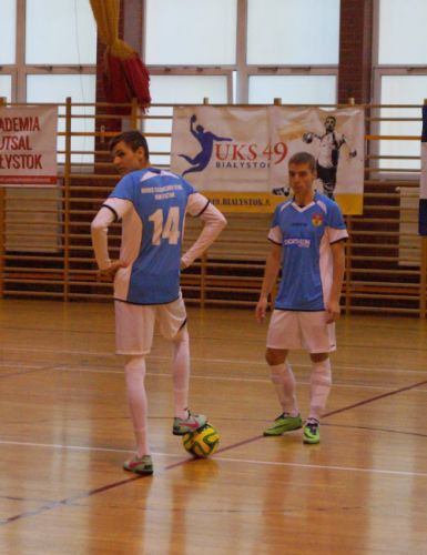 Futsal. Słoneczni zagrają awansem