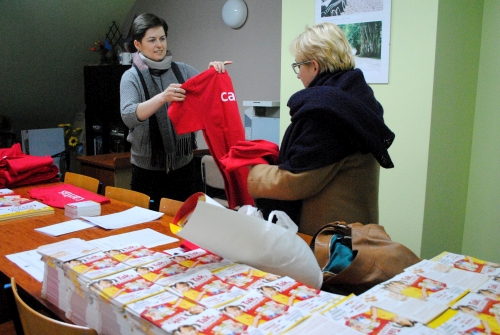 Przed Wielkanocą można pomóc potrzebującym. Caritas zbiera pieniądze i żywość