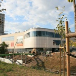 Galeria Jurowiecka. Powstaje kładka na rzece Białej, otwarcie obiektu w październiku