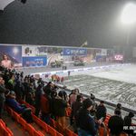 Ekstraklasa. Termalica - Jagiellonia: Padający śnieg pokrzyżował plany piłkarzom