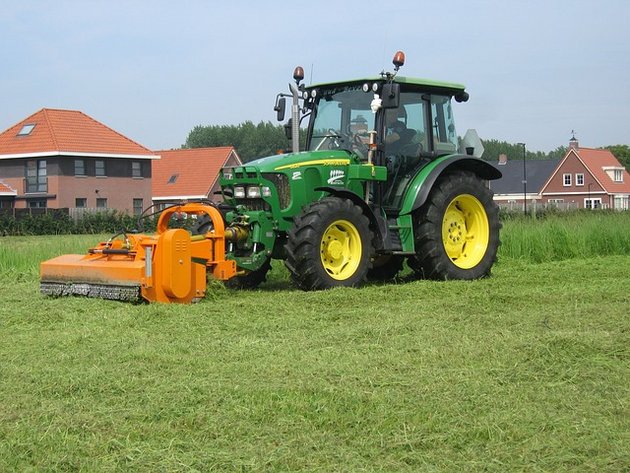 Jeśli traktor, to tylko używany, czyli rynek rolniczy serwisem stoi