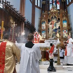 Wielkanoc. Wierni Kościoła katolickiego świętują Zmartwychwstanie Pańskie