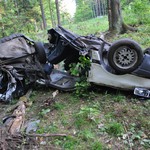 Śmiertelny wypadek koło Augustowa. Nie wiadomo, kto kierował autem
