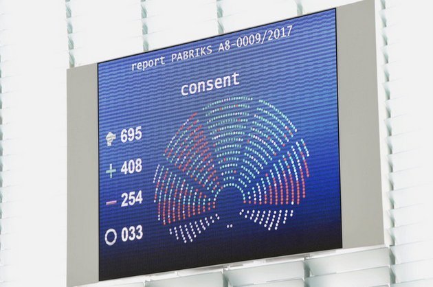 Parlament Europejski przyjął CETA. "Per saldo plusów jest więcej"