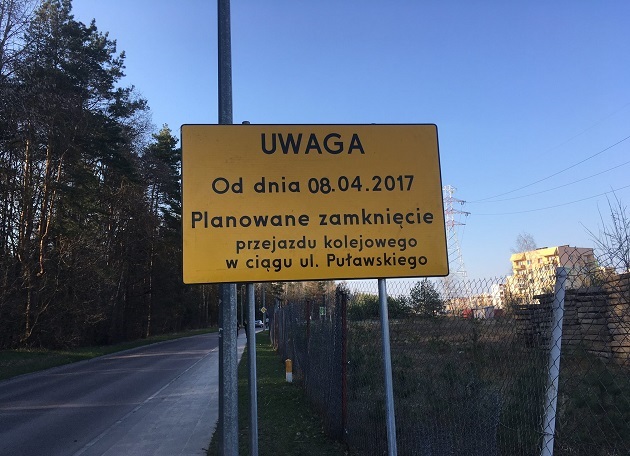 Al. Paderewskiego. Zamknięte skrzyżowania, brak przejazdu przez tory i objazdy BKM