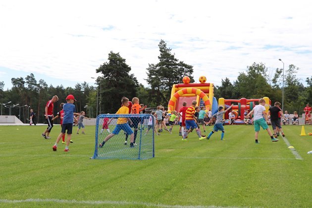 Festyn na stadionie miejskim – dzieci będą zachwycone