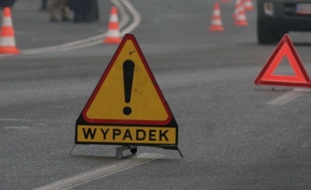 Wypadek między Wasilkowem a Dąbrówkami. Droga jest zablokowana