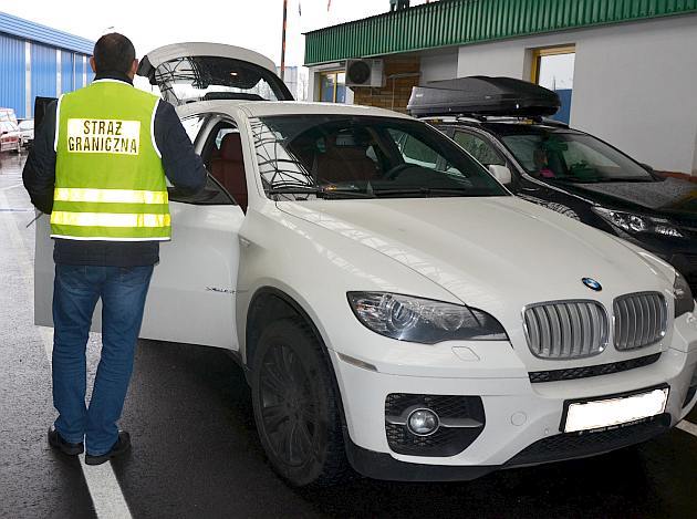 Bmw za 125 tys. zł w rękach mundurowych