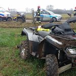 Wypadek w gminie Goniądz. Urwało koło, pasażerka trafiła do szpitala