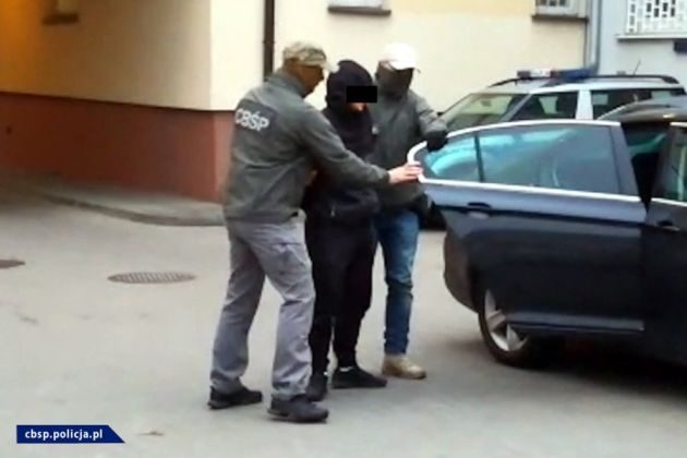 "Bunkry" im nie pomogły. Kolejni handlarze dopalaczy wpadli w ręce policji