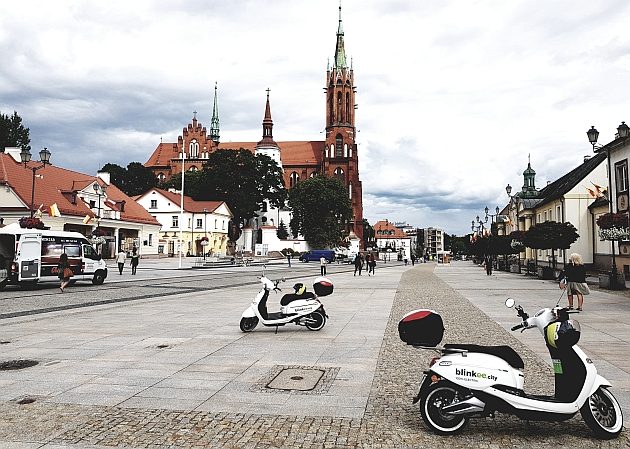 Skutery na wynajem okazały się hitem. Już wiadomo, kiedy kończy się sezon blinkee.city