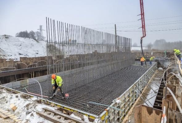 Dzięki temu wiaduktowi przyspieszą pociągi na trasie Białystok - Warszawa