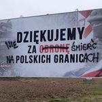 Andruszkiewicz postawił billboard. Ktoś szybko go 