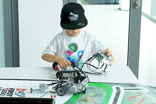 Dzieciaki z Białegostoku będą walczyć w zawodach robotycznych