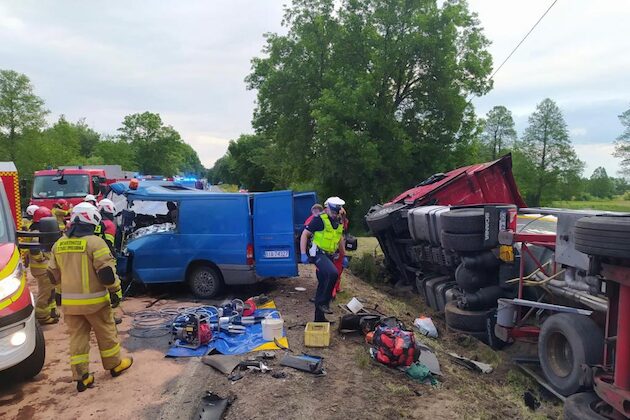 Tragiczny wpadek na DK nr 19. Jedna osoba nie żyje