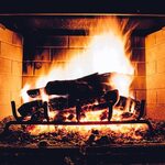 Czyste powietrze zimą. To, czym palisz w piecu ma ogromny wpływ na całe środowisko!