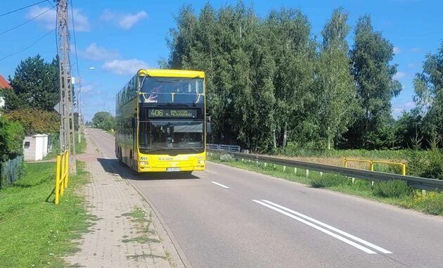 Piętrowe autobusy zagościły na liniach podmiejskich. Jaką trasę pokonują?