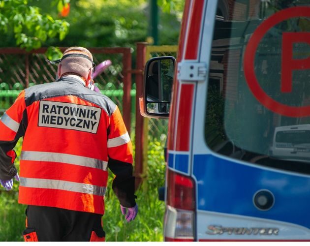 Wypadek pojazdu wojskowego na Podlasiu. Trzech żołnierzy trafiło do szpitala