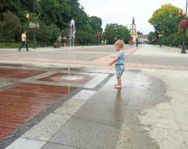 Kąpiel w miejskiej fontannie? To może nas słono kosztować!