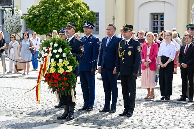 Uroczystości z okazji rocznicy bitwy o Białystok. Hołd dla obrońców miasta