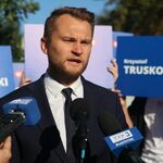 Krzysztof Truskolaski prowadził nielegalne działania wyborcze? Tak sądzi PiS