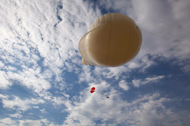 Wisiał na drzewie. To prawdopodobnie rosyjski balon