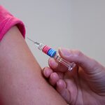 Szczepienia przeciw HPV dla dzieci już dostępne w szkołach. Rodzice mogą się zgłaszać