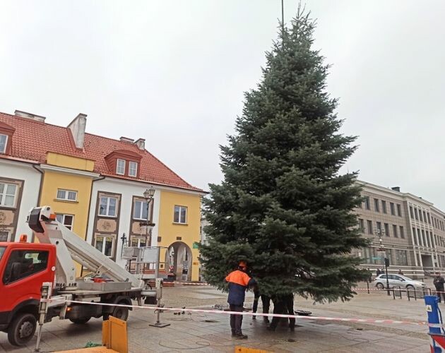 W Białymstoku trwają przygotowania do świąt. Rynek Kościuszki stanie się magiczną krainą