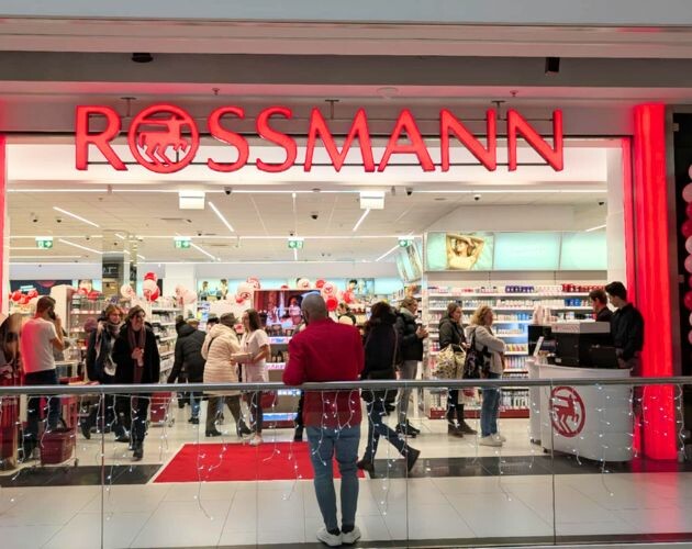 Drogeria Rossmann w Galerii Jurowiecka ponownie otwarta. Sklep przeszedł gruntowny remont 