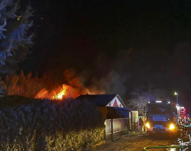 Pożar domu w Dobrzyniewie Dużym. Śmierć poniosła jedna osoba