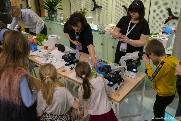 UwB zaprasza na Noc Biologów. Będzie dużo ciekawych wydarzeń