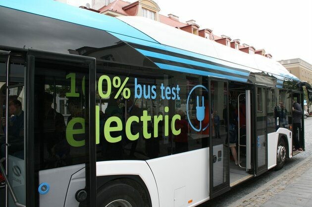 Zyskamy 30 autobusów elektrycznych i 25 stacji ładowania pojazdów