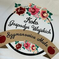 Haft szycie - Vestis Marta Wołkowycka - naszywki, nadruki, odzież z logo